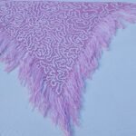 Chal rosa con flecos