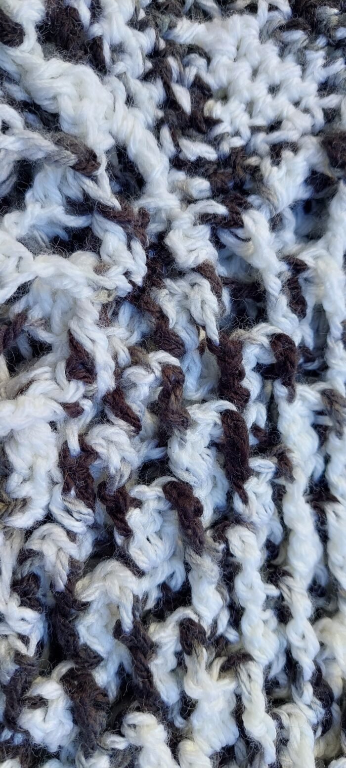 Poncho blanco y negro - Imagen 4