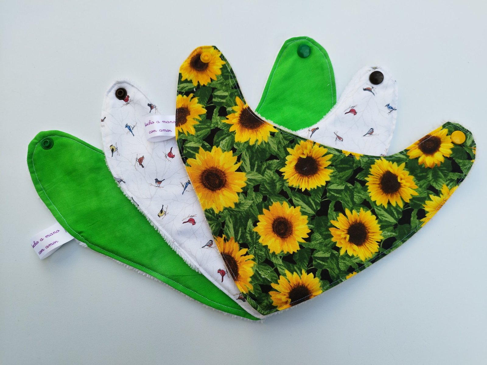 IMG_20260226_172228 Bandana verde, talla 2 (3 a 6 meses) - Imagen 1