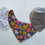 Bandana gris-blanco, talla 3 (6 a 12 meses)